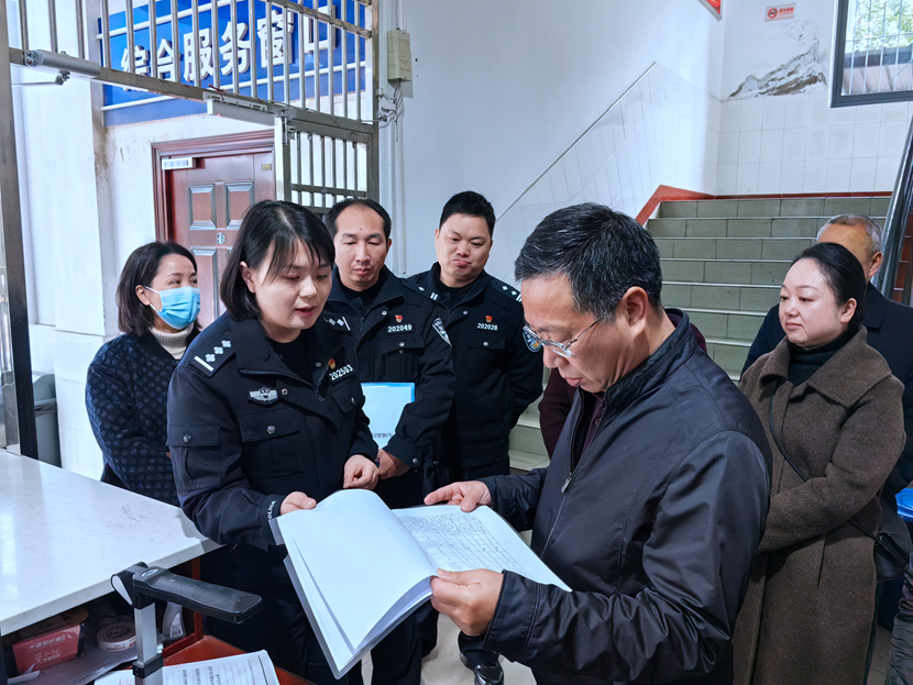 区人大常委会开展《重庆市养犬管理条例》执法检查