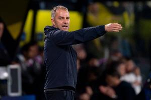 克里斯滕森缺席巴萨今日训练，拉菲尼亚和费兰单独进行恢复