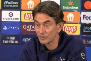 弗兰克：维尔茨是和哈维-西蒙斯一样优秀的新援 都还需适应新联赛