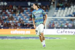 卡雷拉斯本轮对抗11次全部成功，创造近10个赛季欧冠后卫纪录