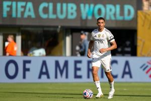 记者：阿诺德、卡瓦哈尔、赫伊森、塞巴略斯均参加了皇马训练