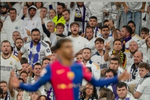 言论引发争议！亚马尔社媒晒客场4-0皇马遭球迷狂嘘照片