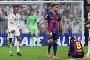 不愧是你🤣佩德里被贝林放倒痛苦摸喉，后者随即模仿掐自己脖子