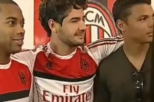 记者牛志明：泰山队五外援齐整，高准翼复出，年轻球员数量减少