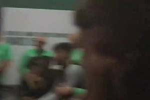 绝杀！阿劳霍：弗里克问我能不能踢前锋，我说我上场就能进球😂