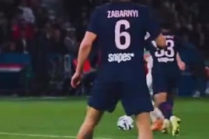 统治级的赛场表现！大罗巴萨时期精彩进球集锦！门将的噩梦~