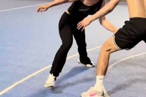 国家队第一射手！球迷：没有这球，国足进不了18强！