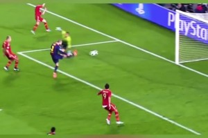 😂这个男人在皇马混了个欧冠冠军！他的名字叫扎球王！